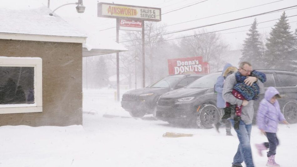 US winter storm: Icy blast hits 200 million Americans - Travel News ...